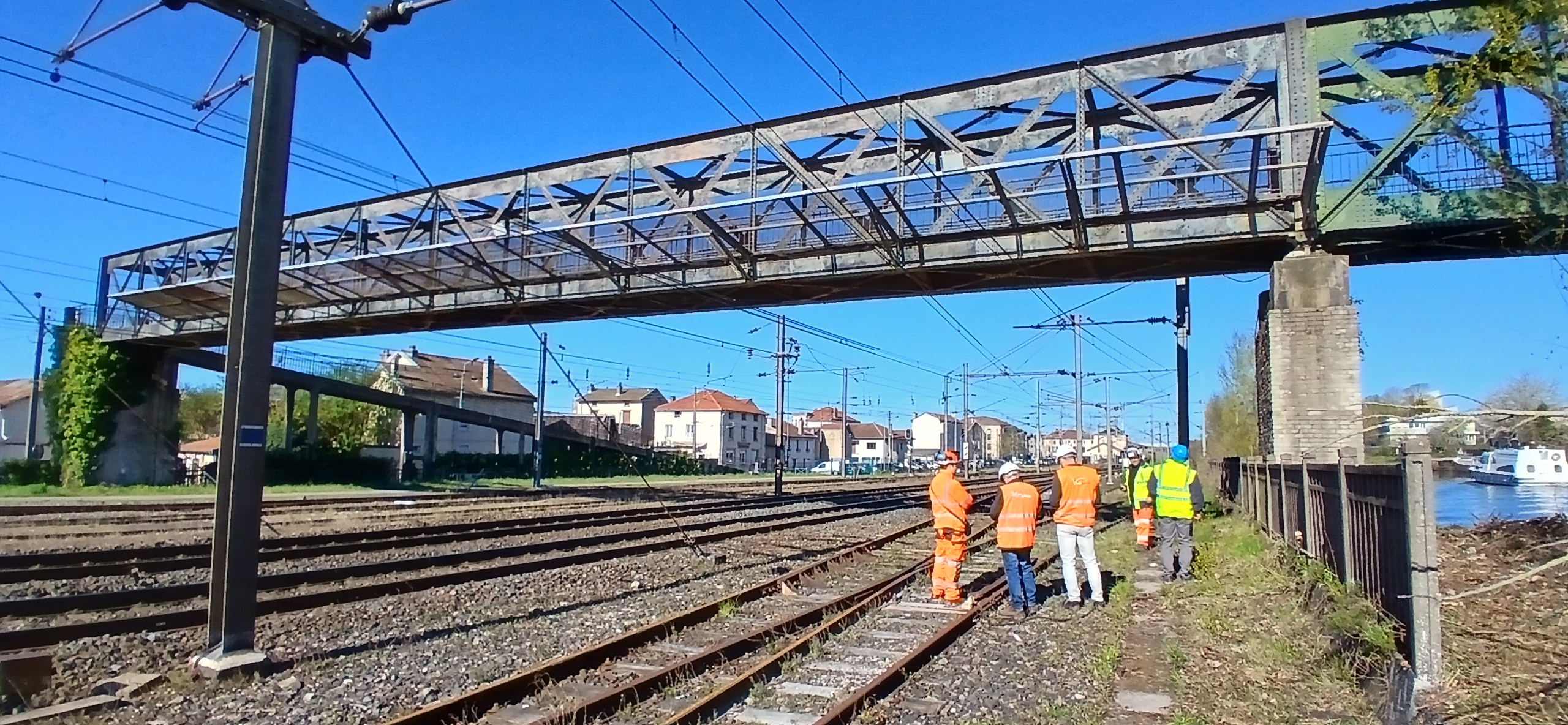 entretien de la passerelle à varangéville